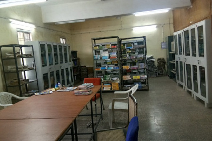 https://cache.careers360.mobi/media/colleges/social-media/media-gallery/25945/2019/9/26/Library of Government Co Ed Polytechnic Raipur_Library.jpg